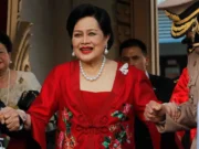 Thailand’s Queen Mother Sirikit Dies at 93