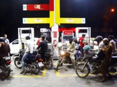 Govt raises petrol by Rs4.93, diesel by Rs7.15 as Pakistan adopts daily fuel pricing